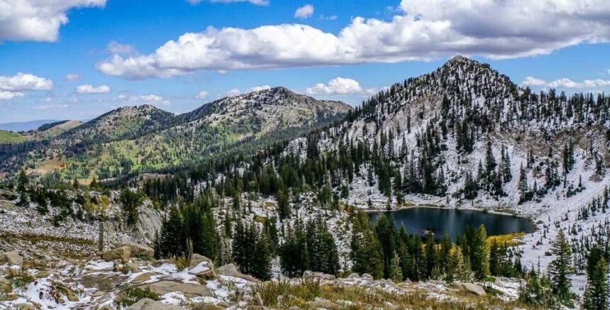 Navigating the Trails: A Guide to Big Cottonwood Canyon Hikes